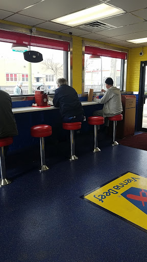 Fast Food Restaurant «Vienna Beef Factory Store», reviews and photos, 3847 S Morgan St, Chicago, IL 60609, USA