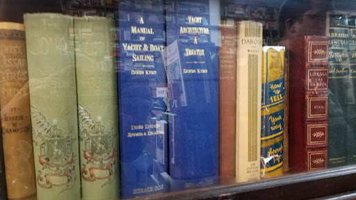 Book Store «The Book House», reviews and photos, 7352 Manchester Rd, Maplewood, MO 63143, USA