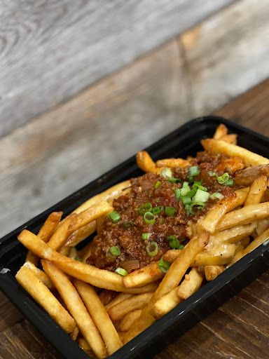 Chili cheese fries