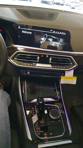 BMW Dealer «Life Quality BMW: Sales», reviews and photos, 9326 4th Ave, Brooklyn, NY 11209, USA