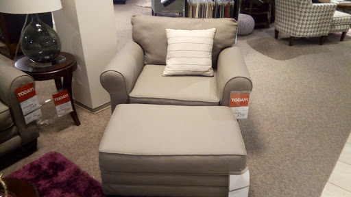 Furniture Store «Art Van Furniture - Dearborn», reviews and photos, 15701 Market Dr, Dearborn, MI 48126, USA