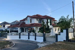 Sea Front Holiday Villa - Guest House Butterworth image