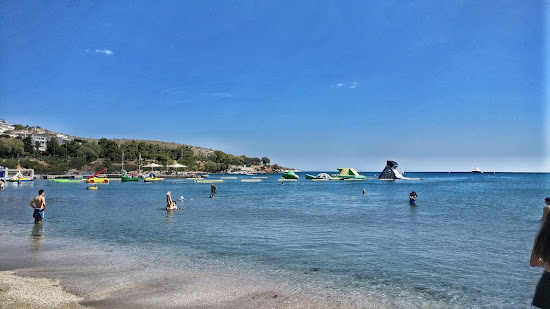 Akti Vouliagmenis beach