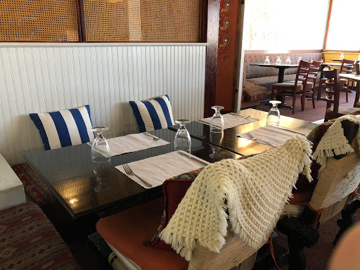 Indian Restaurant «Bombay Bistro», reviews and photos, 3570 Chain Bridge Rd, Fairfax, VA 22030, USA