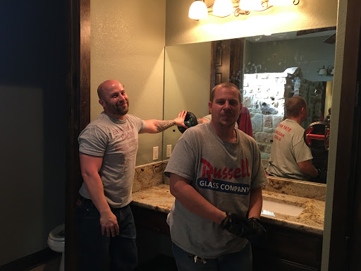 Auto Glass Shop «Russell Glass Company», reviews and photos, 2611 S Austin Ave, Georgetown, TX 78626, USA