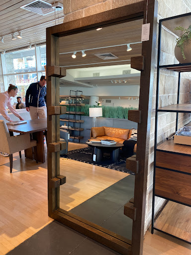 Furniture Store «Crate and Barrel», reviews and photos, 555 Bellevue Way NE, Bellevue, WA 98004, USA