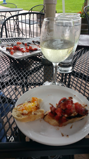 Winery «Stone Cliff Winery», reviews and photos, 600 Star Brewery Drive, Dubuque, IA 52001, USA