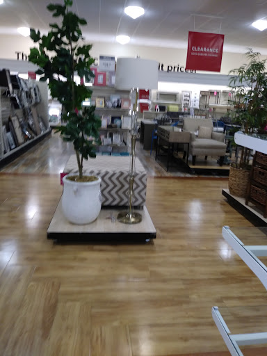 Department Store «HomeGoods», reviews and photos, 386 East Farm to Market Road 1382, Cedar Hill, TX 75104, USA