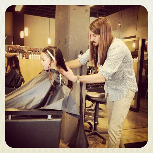 Beauty Salon «Avant Salon Spa», reviews and photos, 9901 N Capital of Texas Hwy #240, Austin, TX 78759, USA