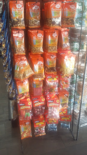 Supermarket «Pioneer Supermarkets», reviews and photos, 290 Beach 14th St, Far Rockaway, NY 11691, USA