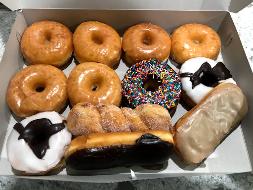 Donut Shop «Donut Club», reviews and photos, 861 W Arrow Hwy, San Dimas, CA 91773, USA