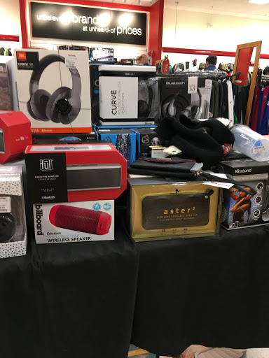 Department Store «T.J. Maxx», reviews and photos, 3445 Princeton Rd, Hamilton, OH 45011, USA