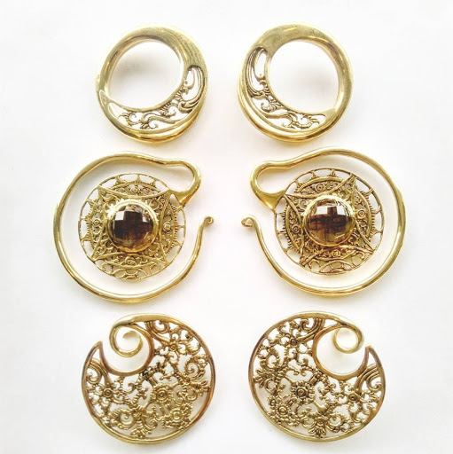 Tattoo Shop «Allied Ink Tattoos & Piercings», reviews and photos, 1415 Georgia St, Vallejo, CA 94590, USA