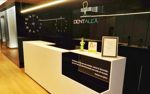 Clínica Dental DENTALEX | Dentista en Valladolid image