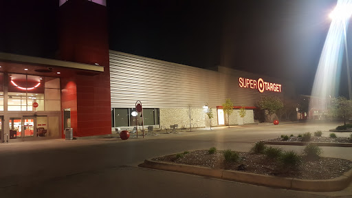 Department Store «Target», reviews and photos, 7000 York Ave S, Edina, MN 55435, USA