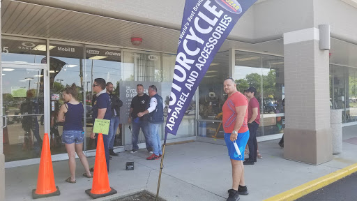 Motorcycle Parts Store «Cycle Gear», reviews and photos, 695 E Golf Rd, Schaumburg, IL 60173, USA