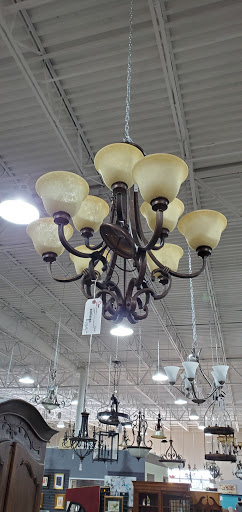 Consignment Shop «Home Consignment Center - Bee Cave», reviews and photos, 12812 Shops Pkwy, Austin, TX 78738, USA