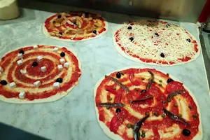 Le Kiosque à Pizzas image