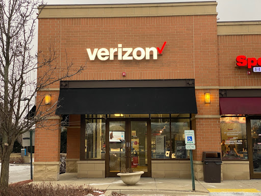 Cell Phone Store «Verizon Authorized Retailer, TCC», reviews and photos, 719 Roosevelt Rd, Glen Ellyn, IL 60137, USA