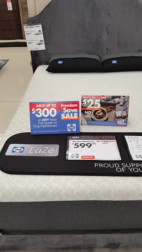 Discount Store «Big Lots», reviews and photos, 116 Village Center Rd, Harlan, KY 40831, USA