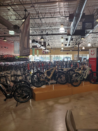Bicycle Store «Bike Barn - West University», reviews and photos, 5339 Weslayan St, Houston, TX 77005, USA