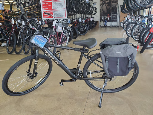 Bicycle Store «Bike Barn - Westchase», reviews and photos, 11105 Westheimer Rd, Houston, TX 77042, USA