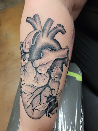 Tattoo Shop «Fat Cat Tattoo», reviews and photos, 460 CA-49, Sutter Creek, CA 95685, USA