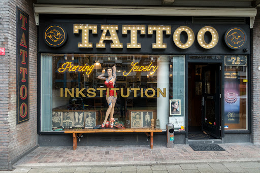 Minimalistische tatoeages Rotterdam