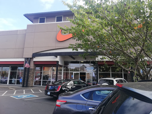 Outlet Mall «Seaside Factory Outlet Center», reviews and photos, 1111 N Roosevelt Dr, Seaside, OR 97138, USA