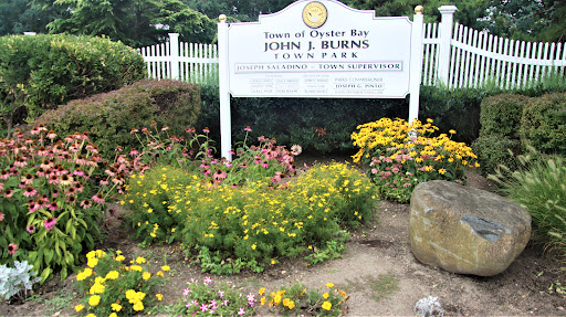 Park «John J Burns Park», reviews and photos, 4990 Merrick Rd, Massapequa Park, NY 11762, USA
