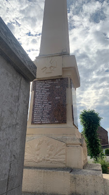 Monument Communal d'Ostricourt à Ostricourt