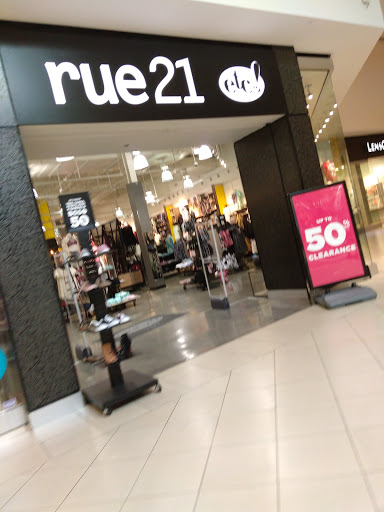 rue21, 1600 Rio Rd E #1504, Charlottesville, VA 22901, USA, 