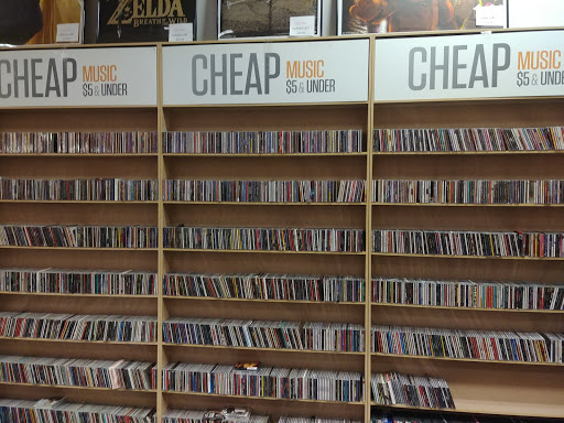 Used Book Store «2nd & Charles», reviews and photos, 336 IL-59, Naperville, IL 60540, USA