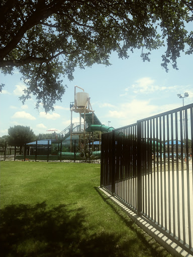 Recreation Center «Rosemeade Recreation Center», reviews and photos, 1330 E Rosemeade Pkwy, Carrollton, TX 75007, USA