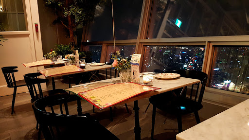 저녁을 먹을 레스토랑 서울
