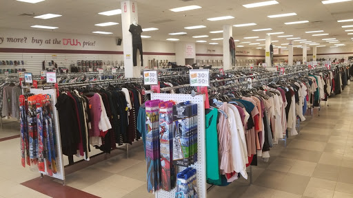 Discount Store «Discount Fashion Warehouse Great Western», reviews and photos, 110 N Wilson Rd, Columbus, OH 43204, USA