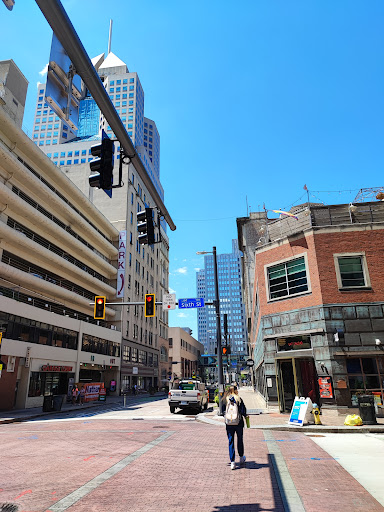 Shopping Mall «Fifth Avenue Place», reviews and photos, 201 Fifth Ave, Pittsburgh, PA 15222, USA