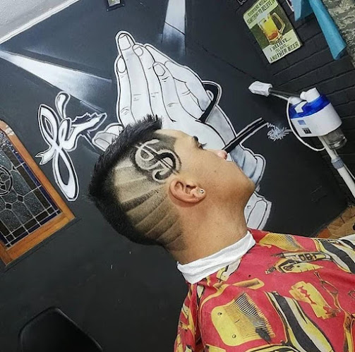 Ica Cuts Barbershop - Barbería