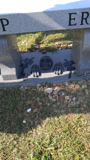 Funeral Home «Floral Hills Memorial Gardens», reviews and photos, 5336 Old Taylor Mill Rd, Taylor Mill, KY 41015, USA