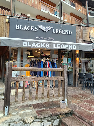 Magasin de vêtements pour hommes Blacks Legend - La Clusaz La Clusaz