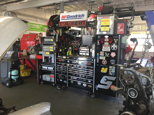 Auto Repair Shop «Meineke Car Care Center», reviews and photos, 925 Delaware Ave, Marysville, OH 43040, USA