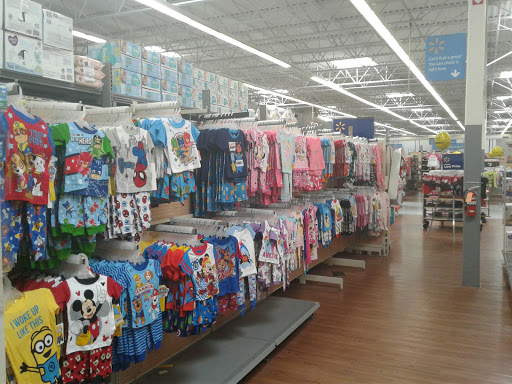 Discount Store «Walmart», reviews and photos, 1570 Chester Pike, Eddystone, PA 19022, USA