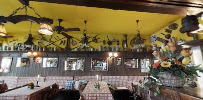 Atmosphère du Restaurant de spécialités alsaciennes Auberge A l'Agneau à Roppenheim - n°14