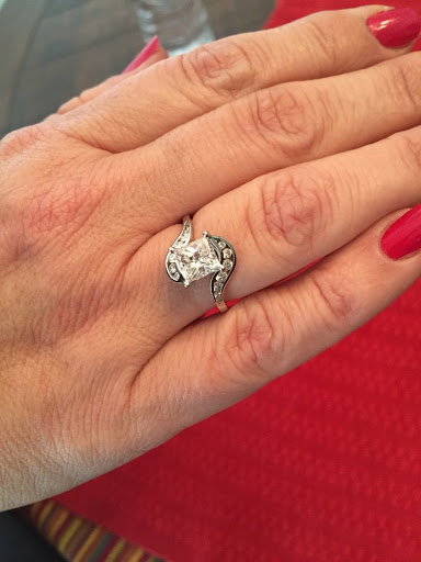 Blue Diamond Jeweler Engagement Ring Specialist image