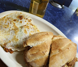 Los gusanos de Chucho Oficial photo