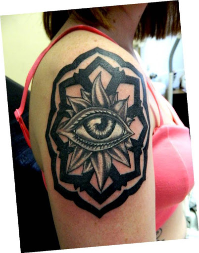 Tattoo Shop «Righteous Tattoo», reviews and photos, 2371 Manchester Rd, Akron, OH 44314, USA