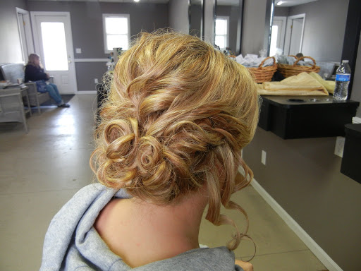 Beauty Salon «Indulgence Salon & Boutique», reviews and photos, 1175 W Bristol Rd, Flint, MI 48507, USA