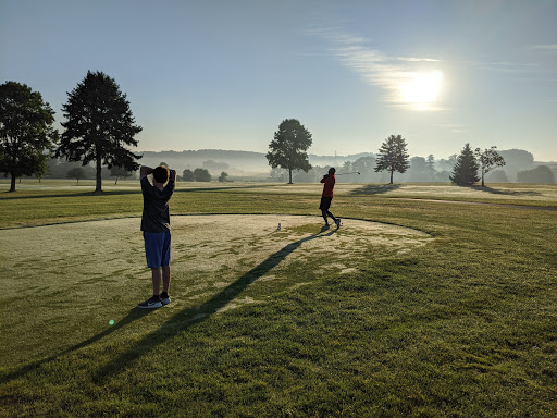 Golf Course «Willandale Golf Club», reviews and photos, 2870 Winklepleck Rd NW, Sugarcreek, OH 44681, USA