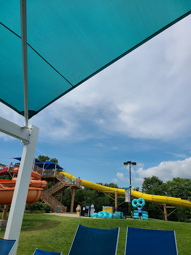 Water Park «Otter Cove Aquatic Park», reviews and photos, 3615 Campton Hills Dr, St Charles, IL 60175, USA