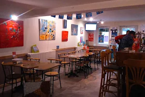 Le 16' Art Cafe image